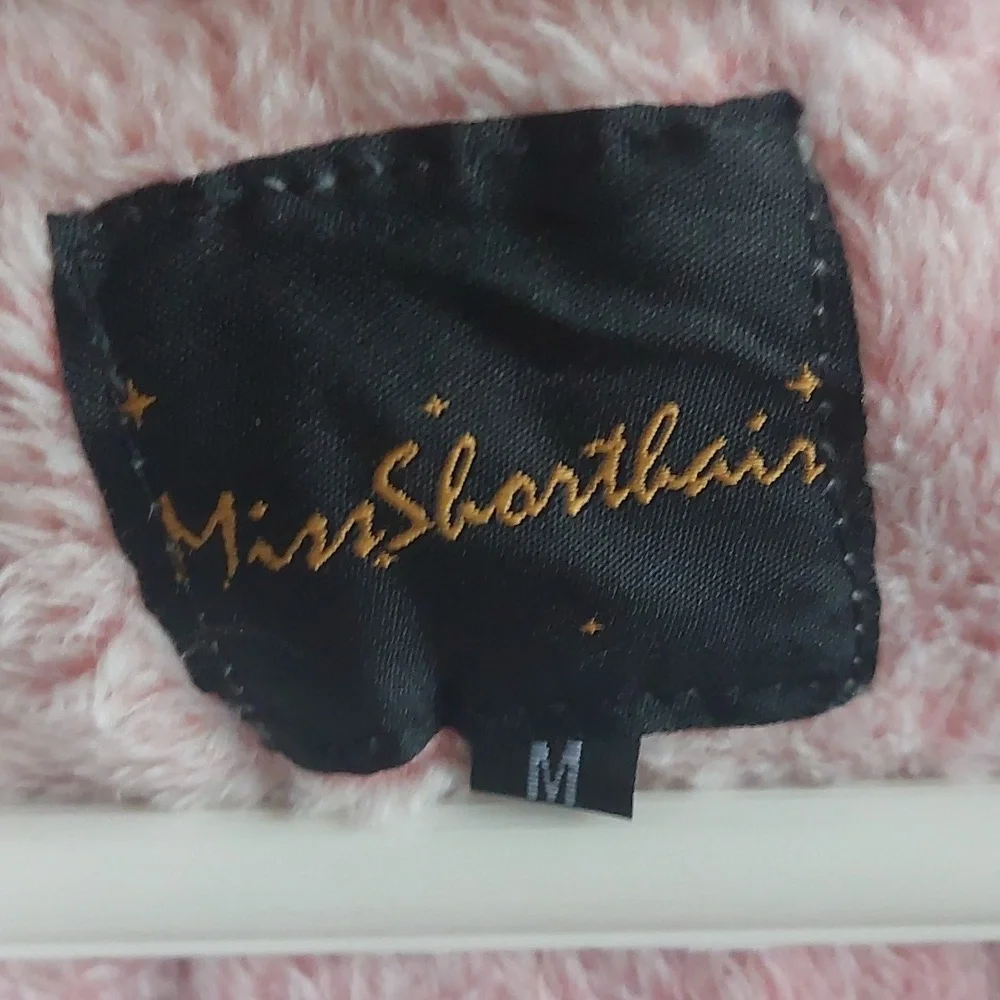 New Pink Medium Robe - Picture 2 of 7